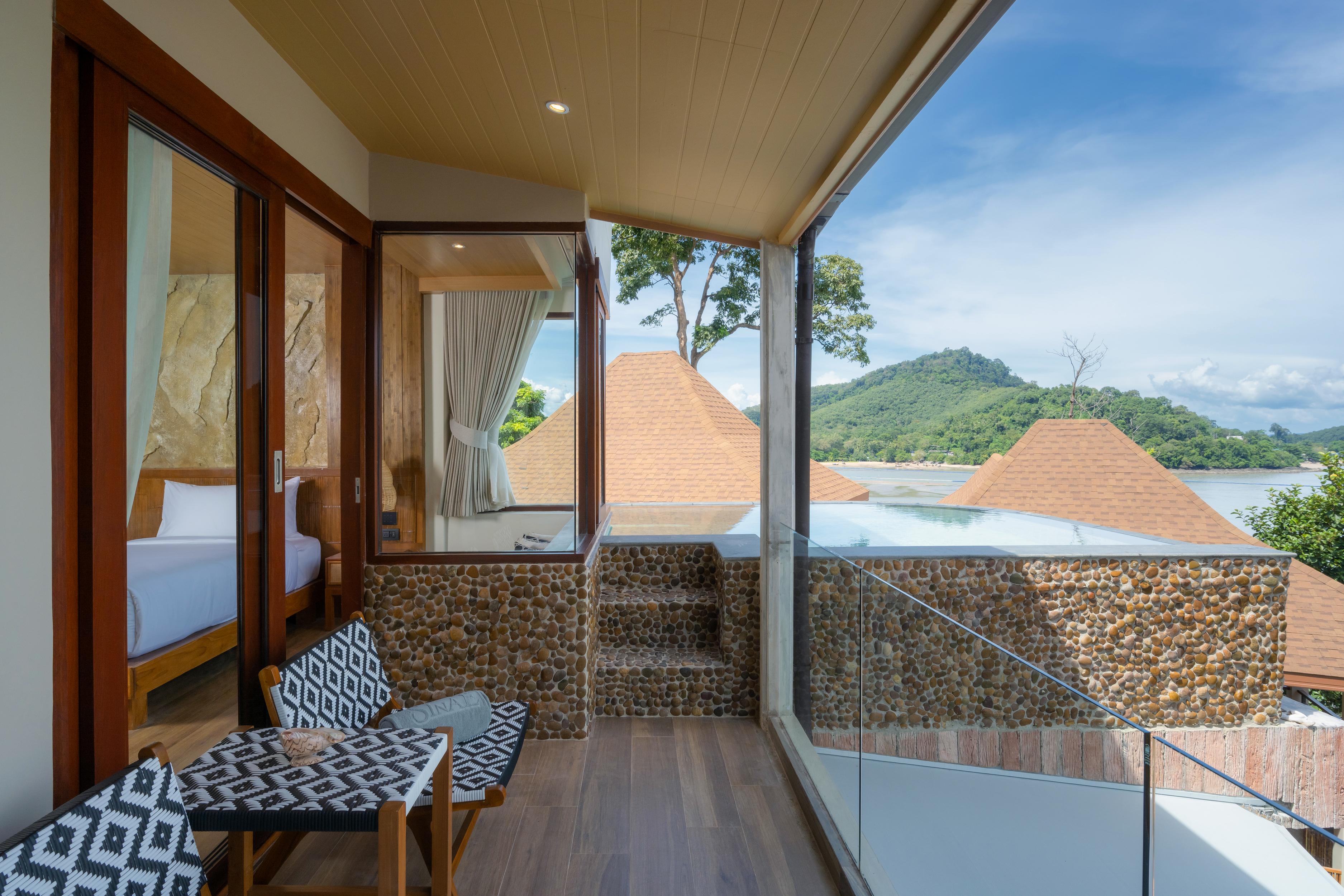 Sinae Phuket Hotel Bagian luar foto