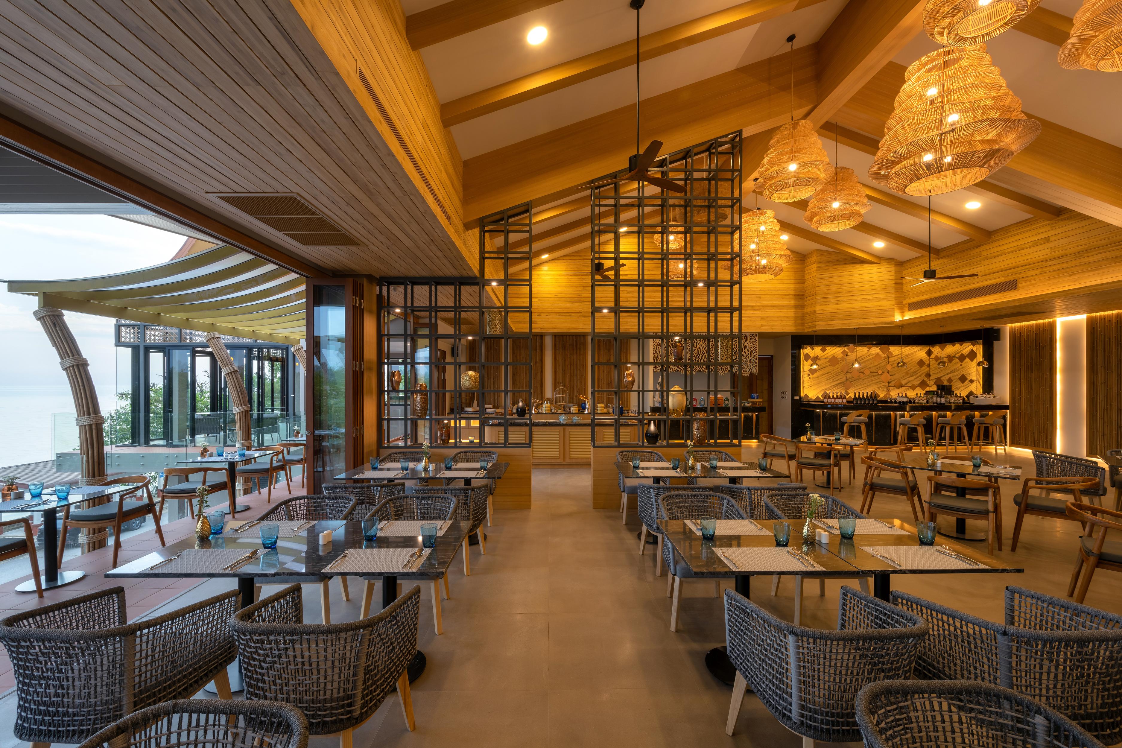 Sinae Phuket Hotel Bagian luar foto